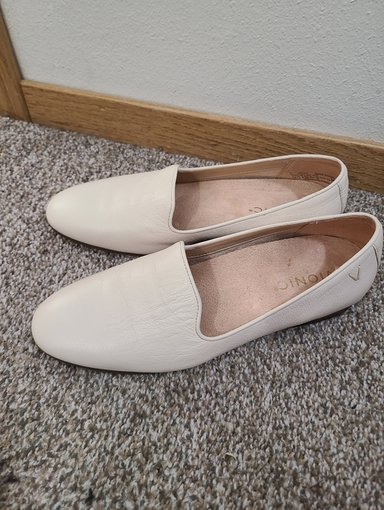 Vionic Shoes - Vionic Willa II Cream Leather Arch Support Loafers Slip On Preppy Classic Flats